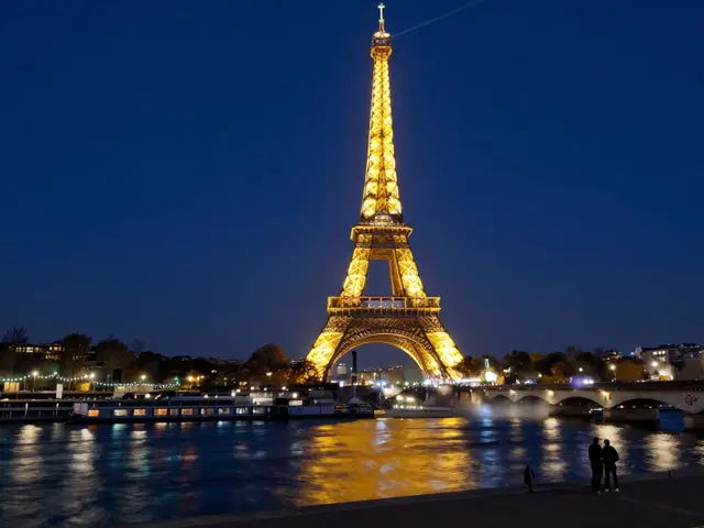 Paris by Night - Your Guide to Evening Fun